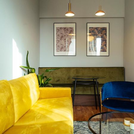 Beautiful Apartment - Top Location - Amazing Balcony Bukarest Kültér fotó