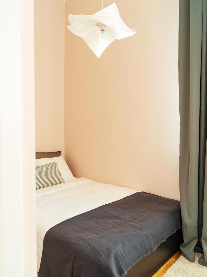 Beautiful Apartment - Top Location - Amazing Balcony Bukarest Kültér fotó